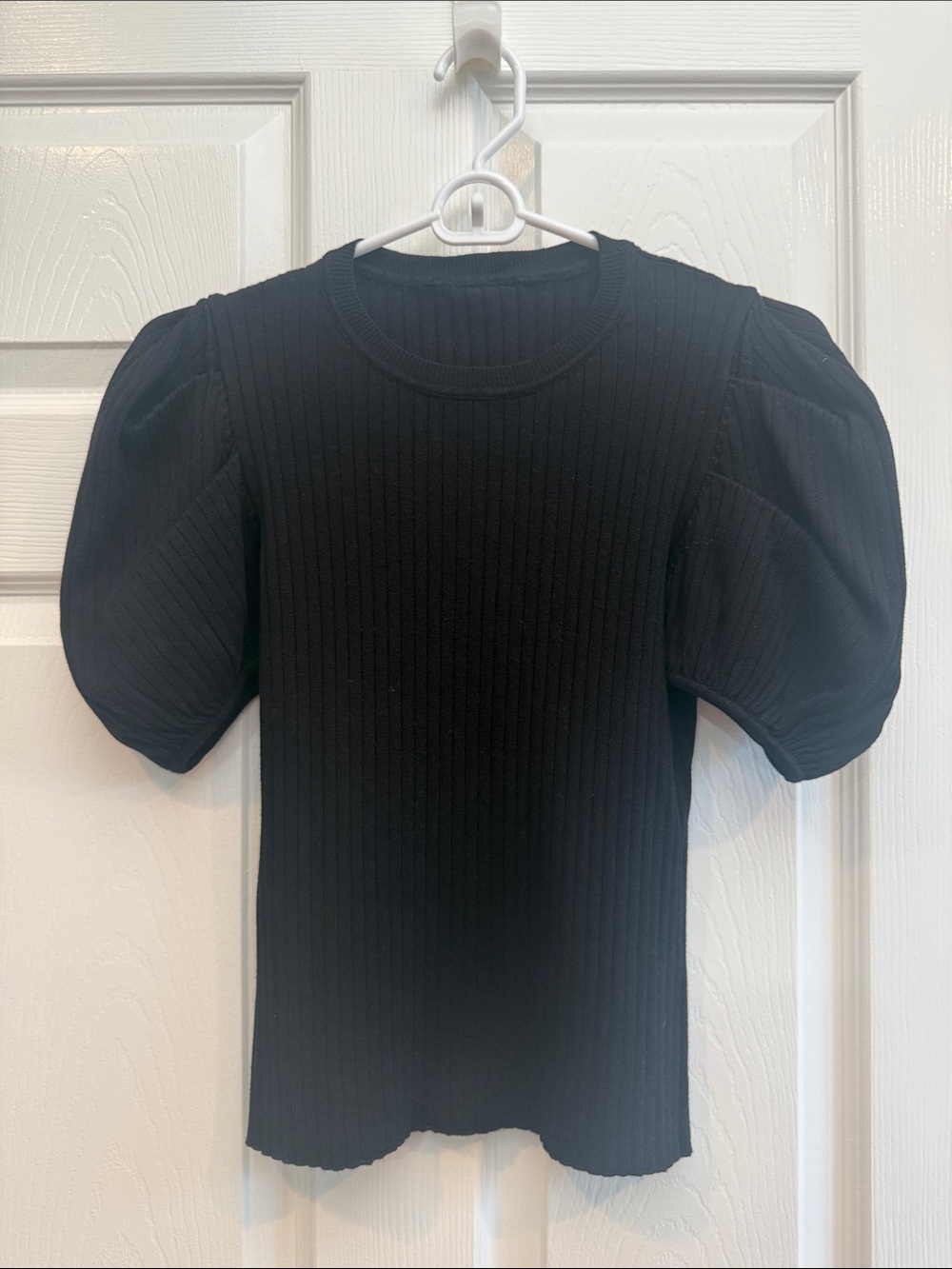 Zara Black Ribbed Puff Sleeve Short Sleeve Top